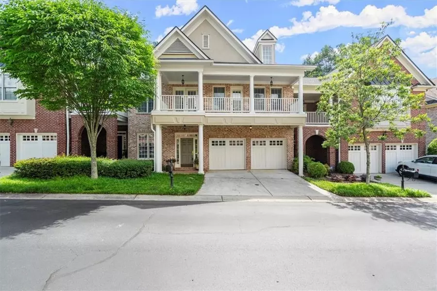 1233 Village Terrace CT, Dunwoody, GA 30338