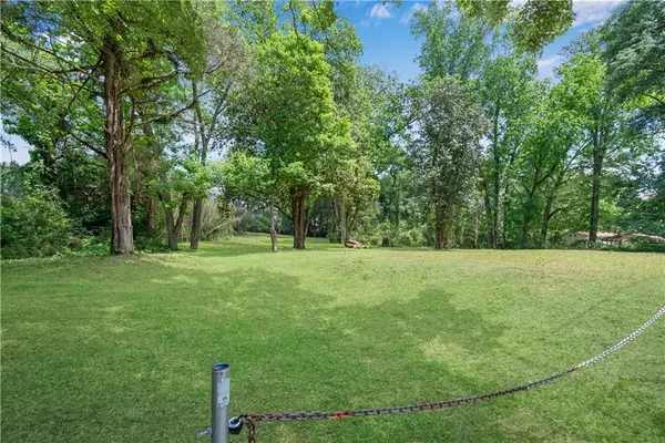 Austell, GA 30106,5387 Austell Powder Springs RD