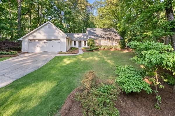 2641 Chimney Springs DR, Marietta, GA 30062