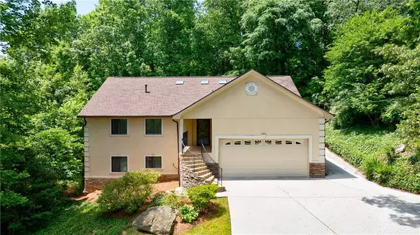 5040 Lake Fjord PASS, Marietta, GA 30068