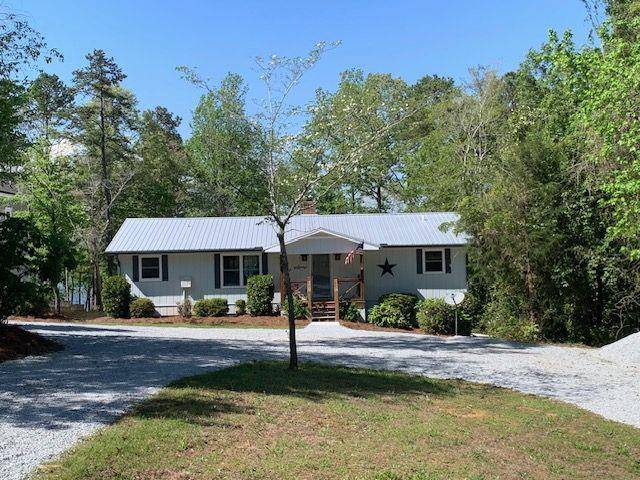 41 BREEZY PT, Hartwell, GA 30643