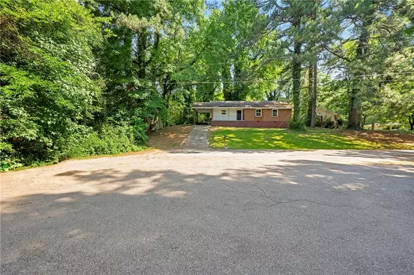 Marietta, GA 30067,2170 Meadowbrook LN SE