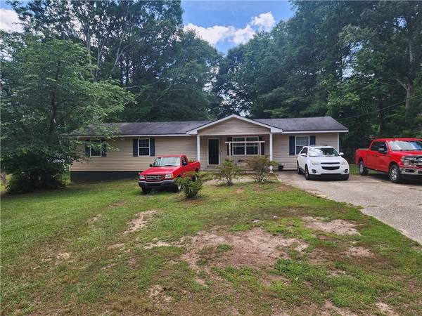 302 Davis RD, Stockbridge, GA 30281