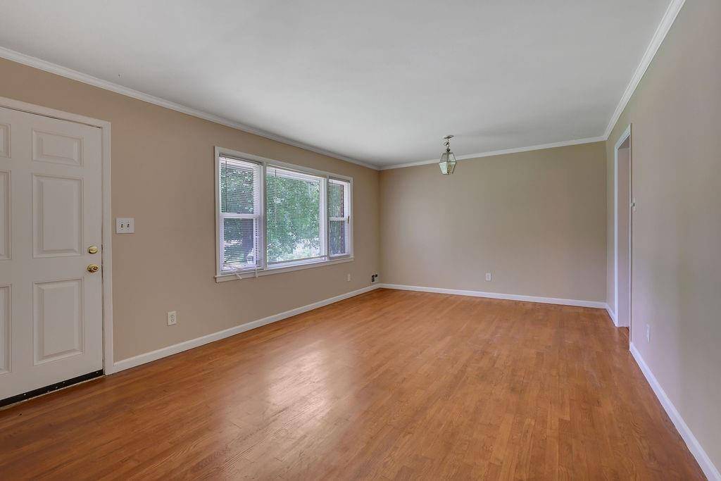 Stone Mountain, GA 30083,449 Kenridge CIR