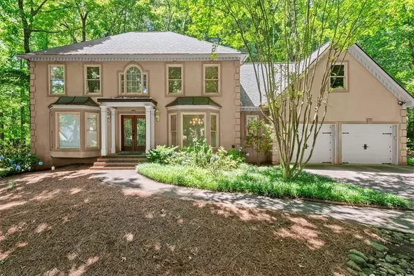 12020 N Hickory TRCE, Alpharetta, GA 30004