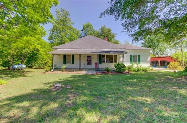 4138 Rosebud RD, Loganville, GA 30052