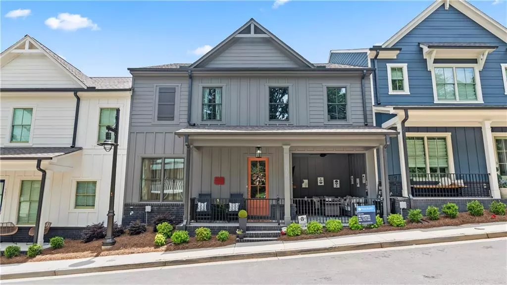 Flowery Branch, GA 30542,5627 Pine ST