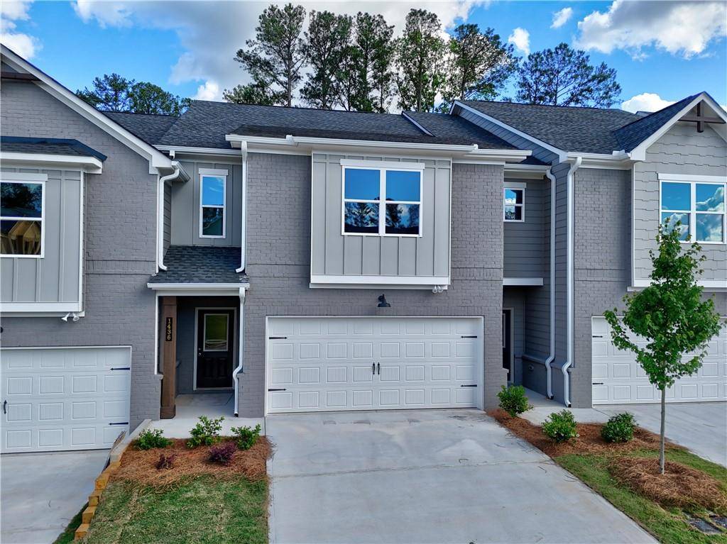 Norcross, GA 30093,1436 Fern Ridge LN #11