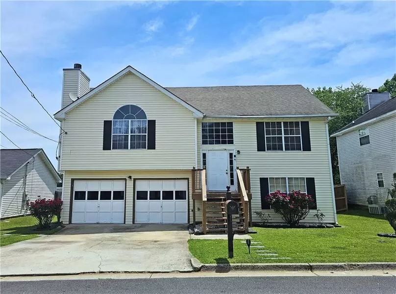 5594 WELLBORN CREEK DR, Lithonia, GA 30058