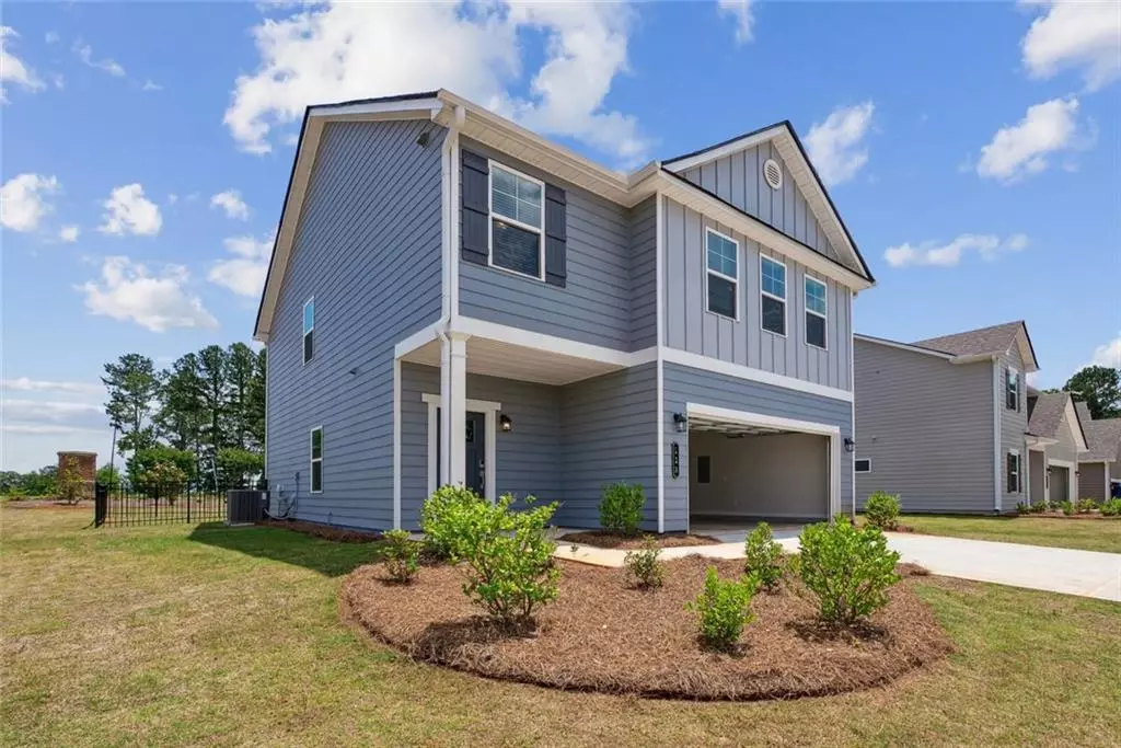 Hoschton, GA 30548,300 Peachtree RD #Oakmont Flex