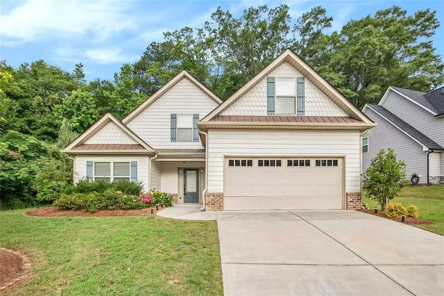 338 Brookstone DR, Carrollton, GA 30116