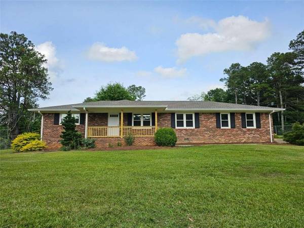 251 Windy Lake RD, Bremen, GA 30110