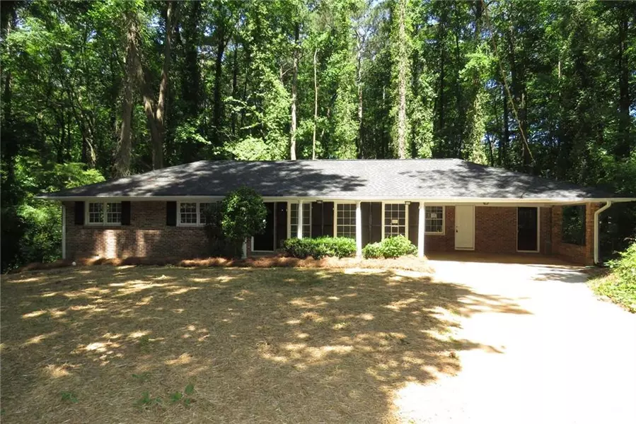 1363 Stoneybrook Dr, Tucker, GA 30084