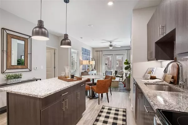 Tucker, GA 30084,2190 Northlake Pkwy #2411