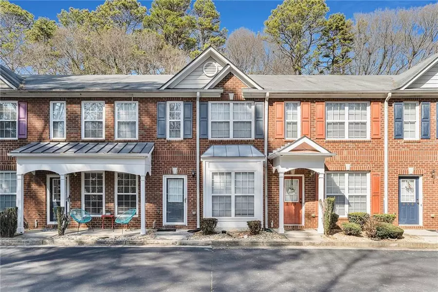 394 Paden Cove TRL, Lawrenceville, GA 30044