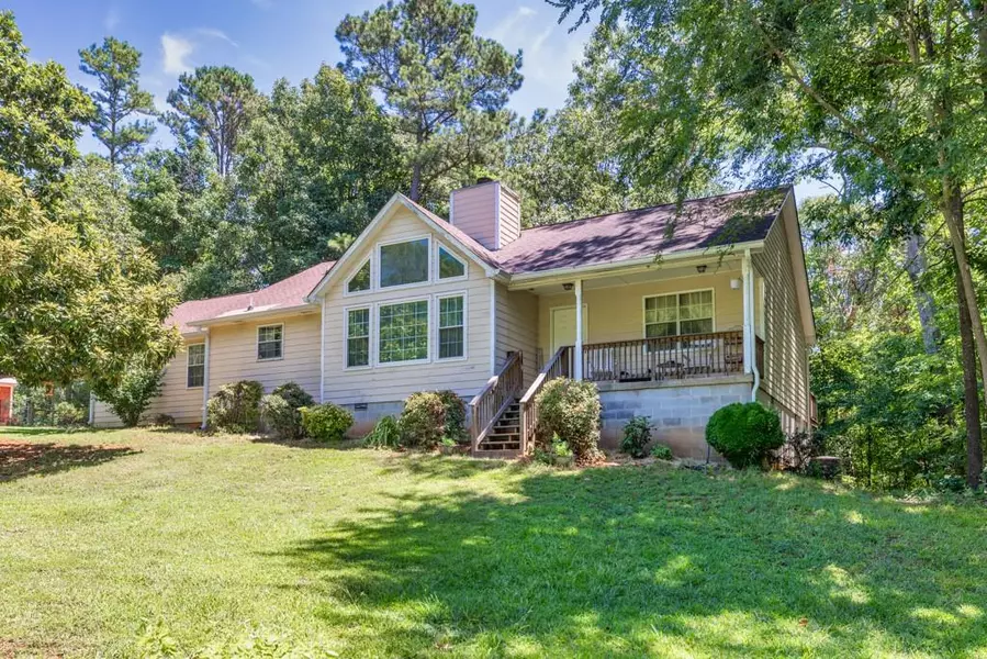 80 Forest Lake CIR, Pendergrass, GA 30567