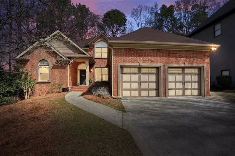 3220 Eagle Watch DR, Woodstock, GA 30189