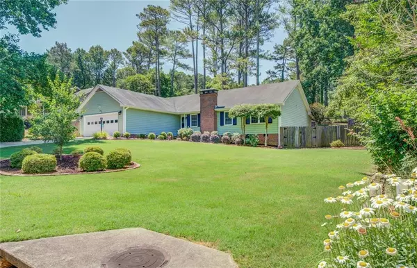 Lawrenceville, GA 30044,2382 Autumn Leaf CT