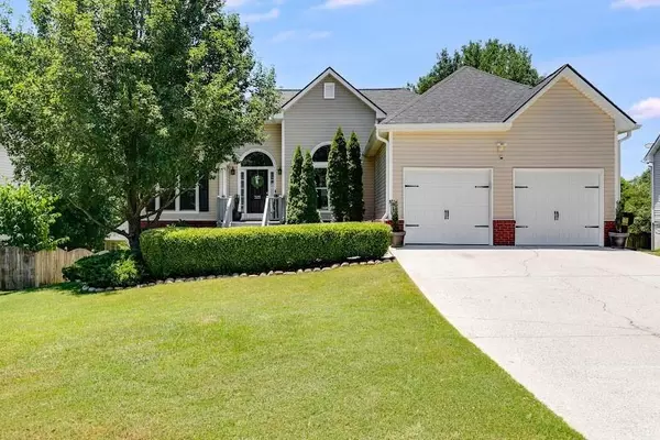 725 Brooks RD, Dallas, GA 30132