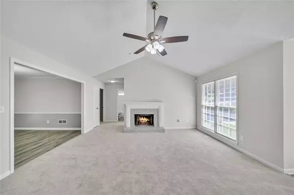 Rex, GA 30273,6881 CREEKFORD LN