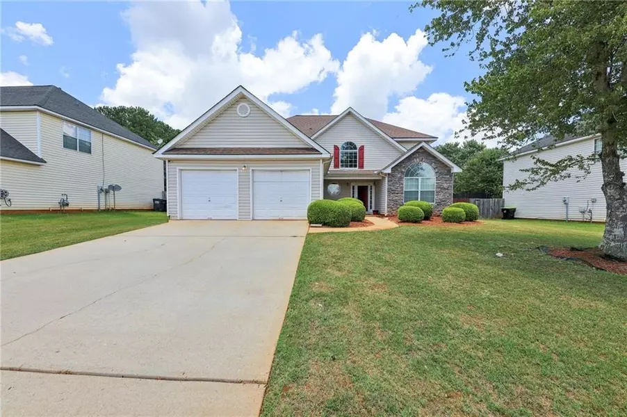 180 Spring Lake Ter, Covington, GA 30016