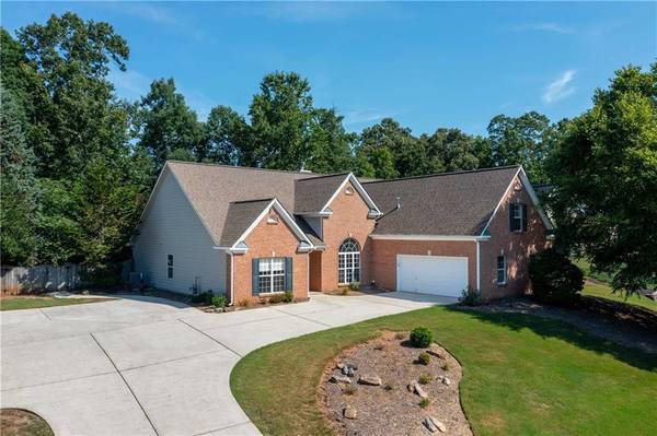 6310 Bluegrass Ln,  Flowery Branch,  GA 30542