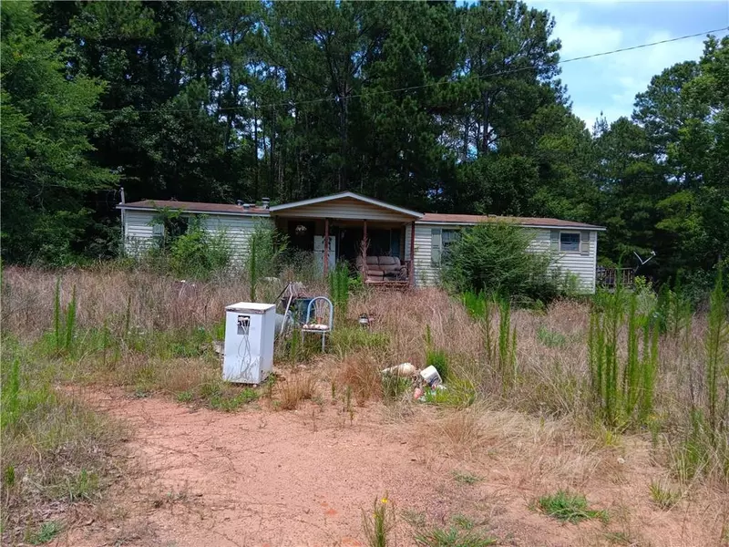 1066 River RD, Elberton, GA 30635