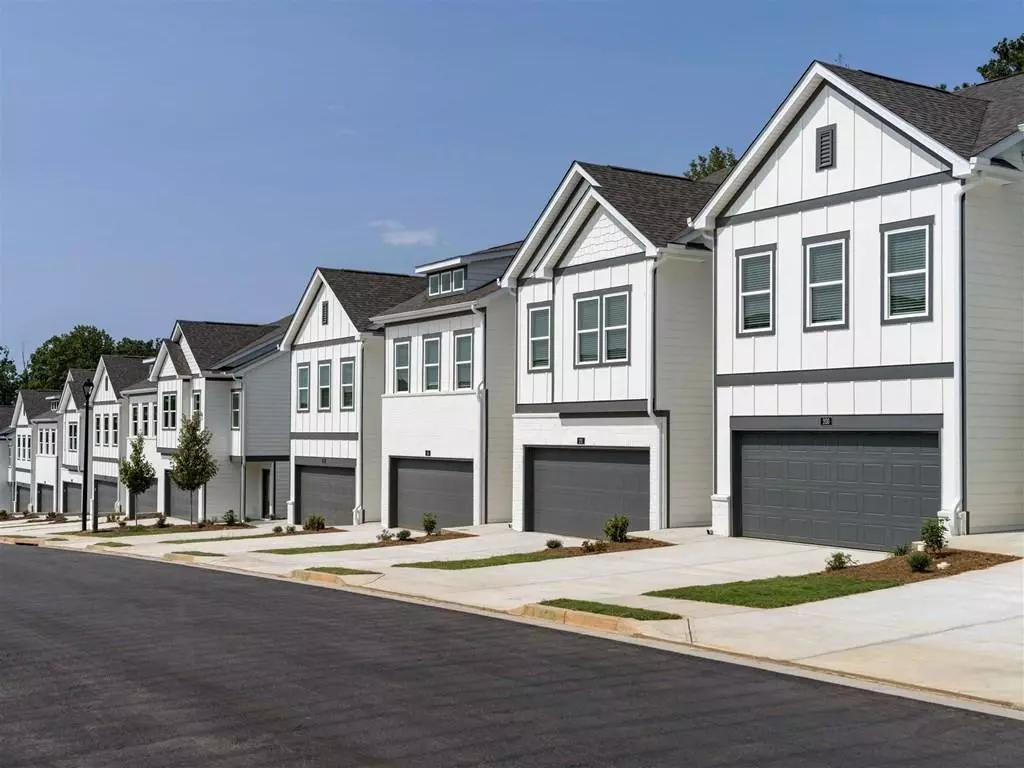 Hoschton, GA 30548,133 Pyramid LN #TH-C1