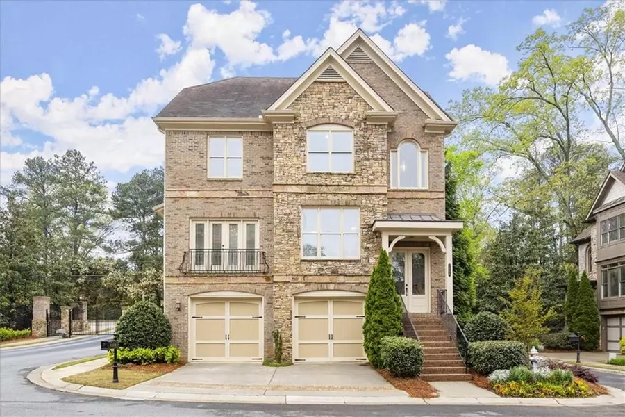 7989 Magnolia SQ, Sandy Springs, GA 30350