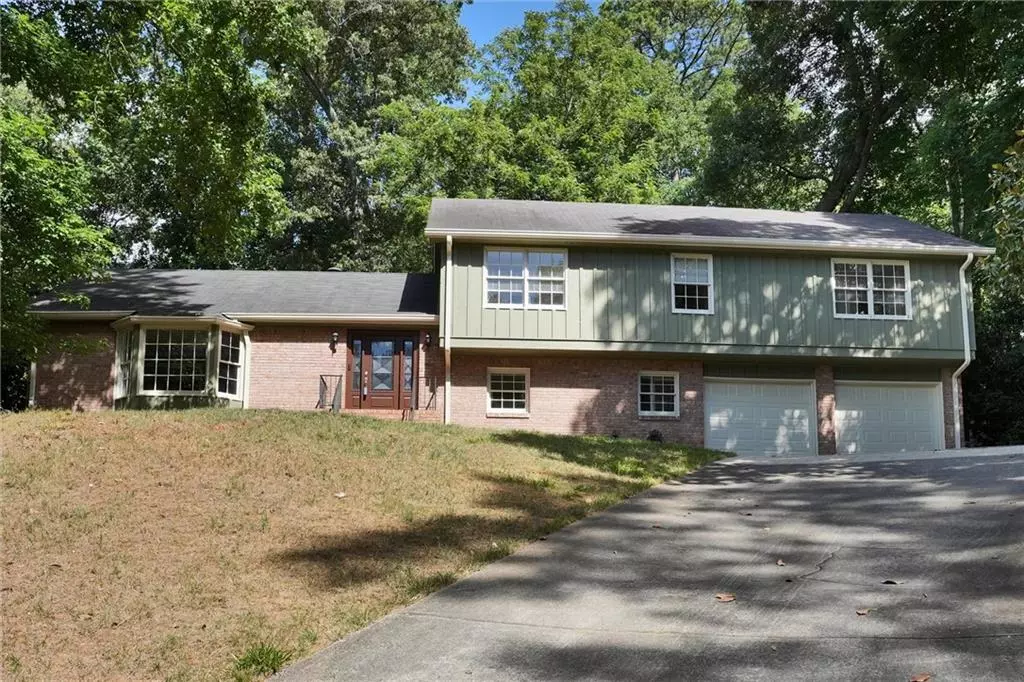 Roswell, GA 30076,135 Ridge Point Close