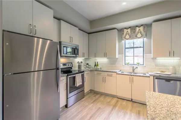 Atlanta, GA 30342,4011 Roswell RD #2311