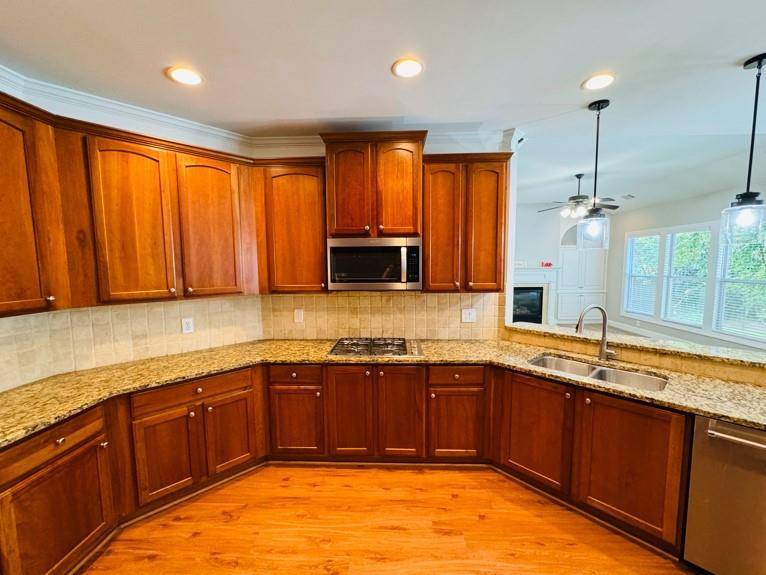 Cumming, GA 30040,1320 CRESTBROOK DR