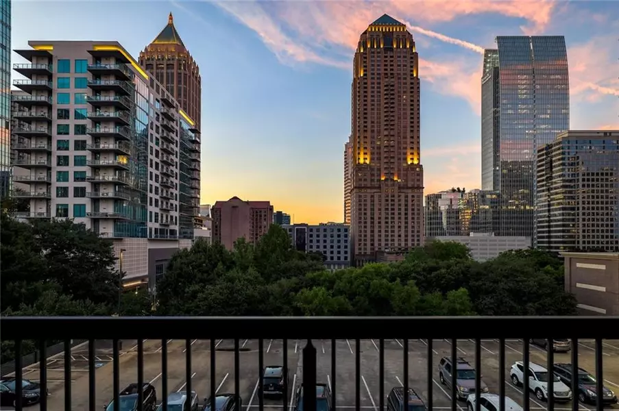 1075 Peachtree WALK NE #A417, Atlanta, GA 30309