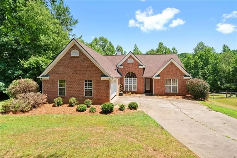 8090 Garden Oak CT, Cumming, GA 30041