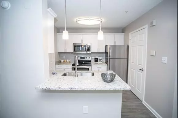 Dunwoody, GA 30338,100 Dunwoody Gables DR #4D-116