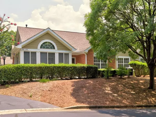 2704 Vintage Reserve LN, Marietta, GA 30066