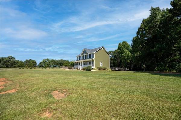 6858 Stone Bridge RD, Carnesville, GA 30521