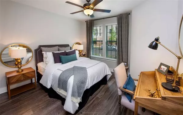 Atlanta, GA 30309,222 Colonial Homes DR #2312