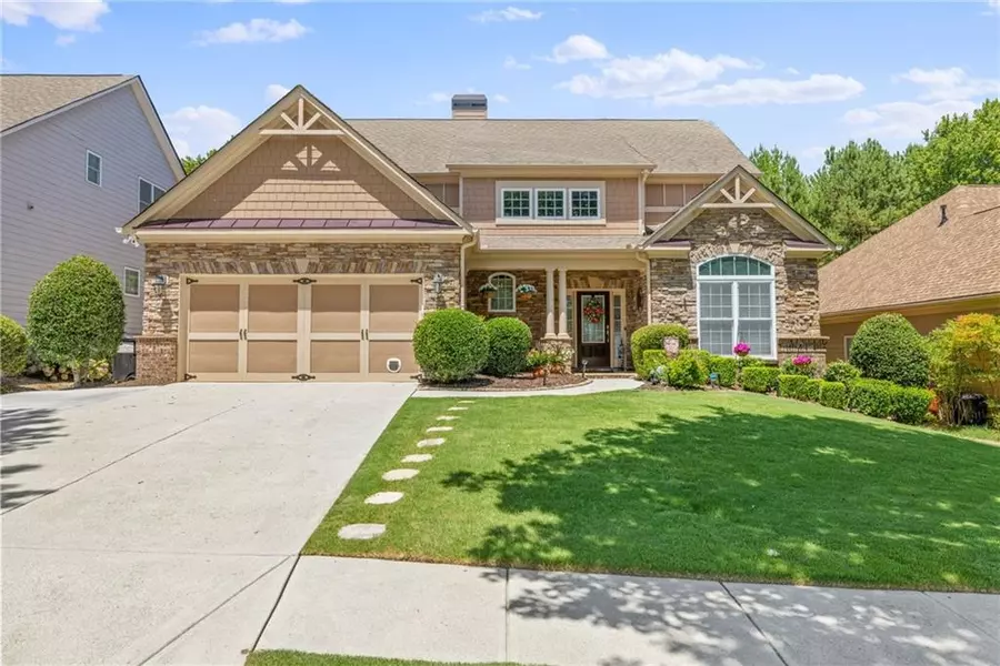 7834 Brass Lantern DR, Flowery Branch, GA 30542