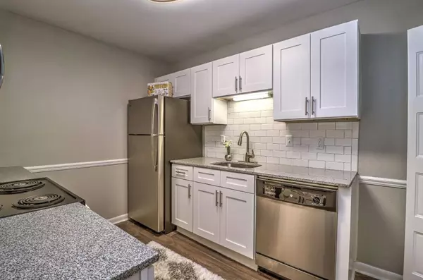 3200 Post Woods DR #3227A, Atlanta, GA 30339