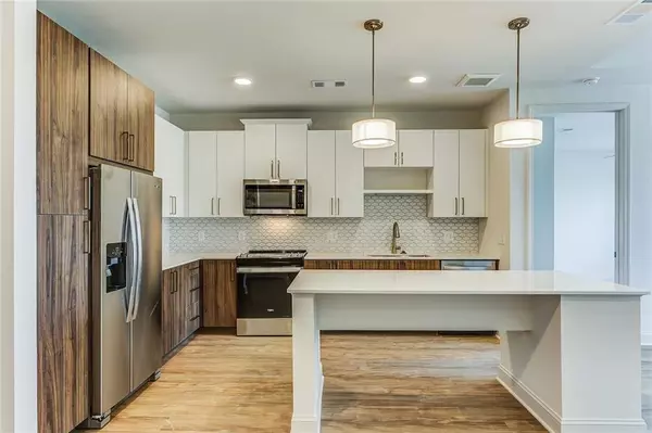 Woodstock, GA 30188,1003 Ridgewalk Parkways #2211