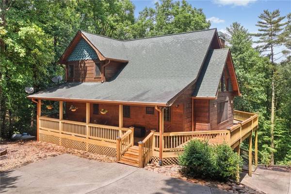 352 Lookiba LN, Ellijay, GA 30540