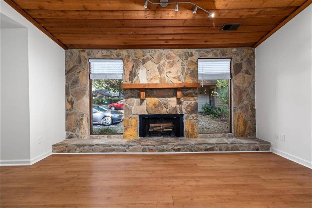 Marietta, GA 30067,842 Bonnie Glen DR SE
