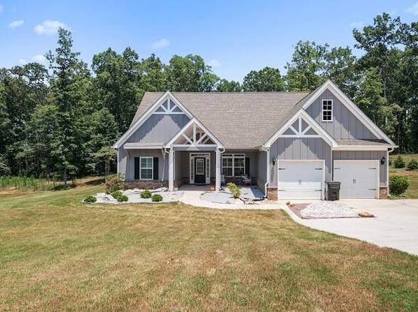 3025 Sarah LN, Griffin, GA 30224