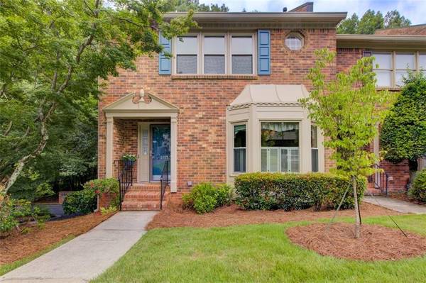 6165 Windsor Trace DR, Peachtree Corners, GA 30092