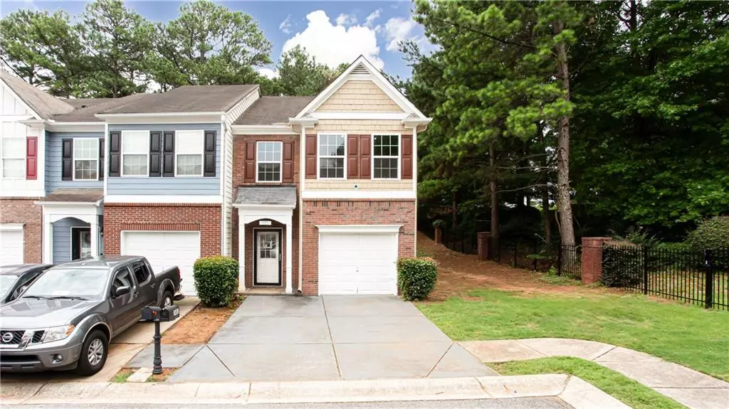 2481 Emma WAY, Lawrenceville, GA 30044