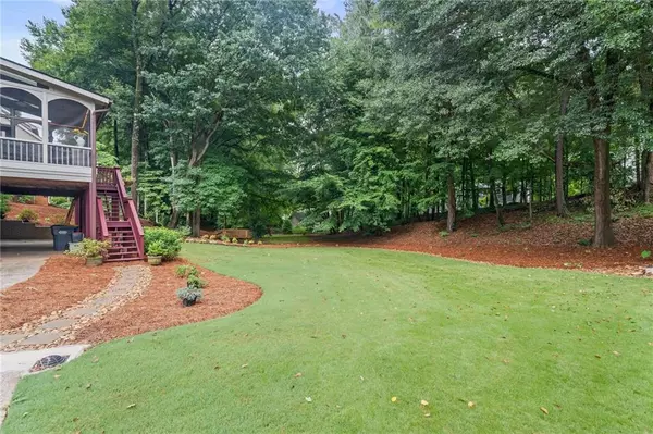 Marietta, GA 30062,1555 Heath LN