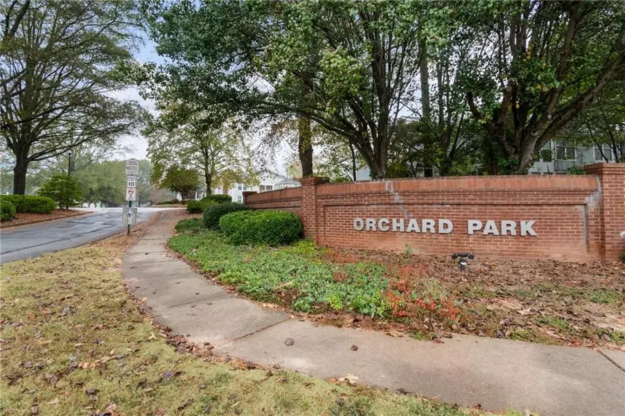 4315 Orchard Park CT, Stone Mountain, GA 30083