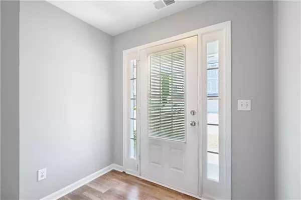 Lithonia, GA 30058,6362 Redan SQ