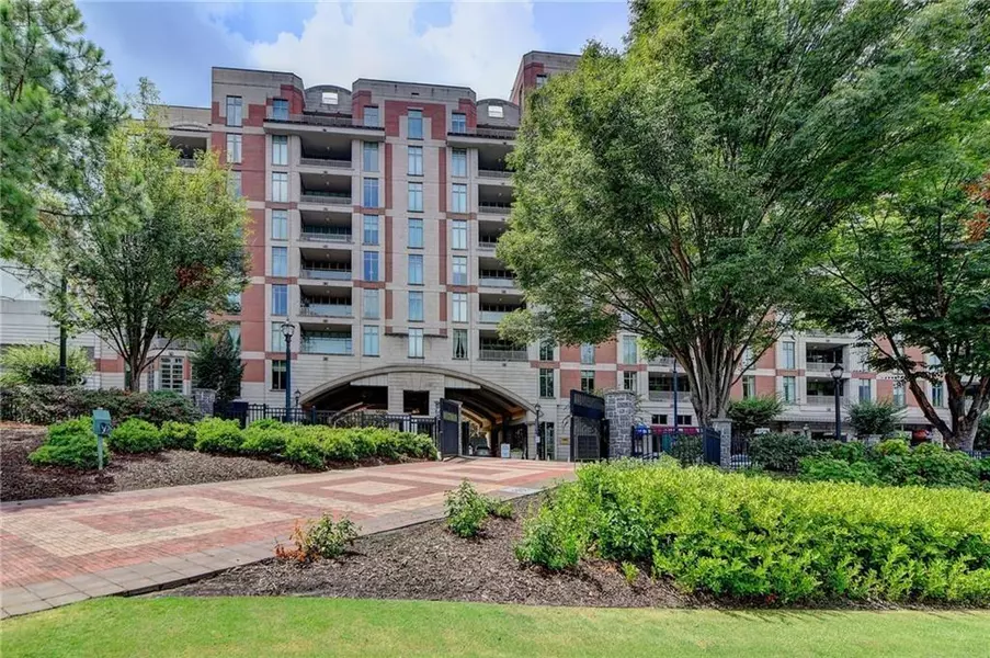 250 Park Avenue West NW #802, Atlanta, GA 30313